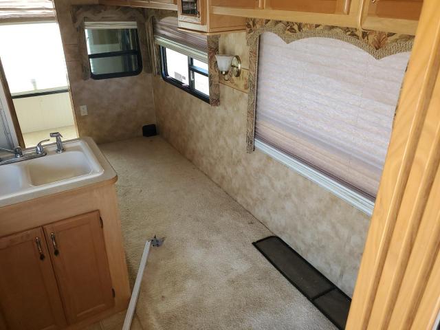 4YDF29T237E751464 - 2007 KEYSTONE TRAILER WHITE photo 5