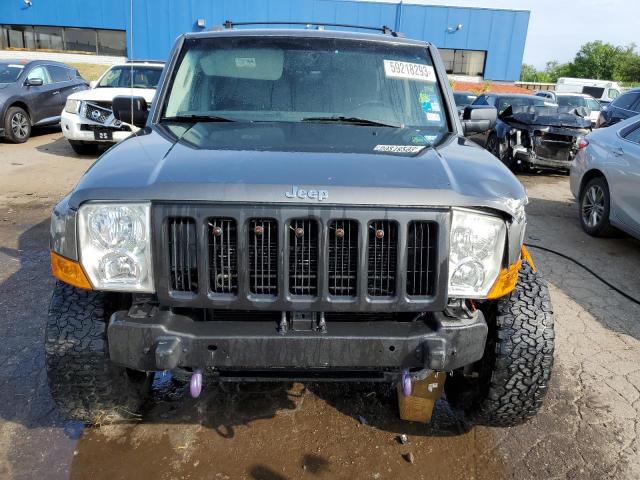 1J8HG48K87C638140 - 2007 JEEP COMMANDER 灰色 照片 5