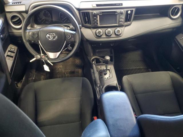 2T3BFREV8JW812305 - 2018 TOYOTA RAV4 LE 红色 照片 8