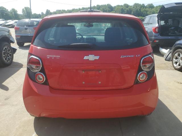 1G1JC6SH2G4173743 - 2016 CHEVROLET SONIC LT RED photo 6