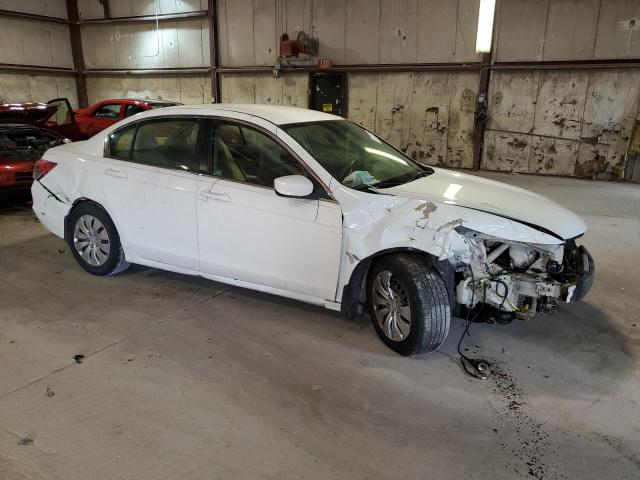 1HGCP26318A018195 - 2008 HONDA ACCORD LX WHITE photo 4