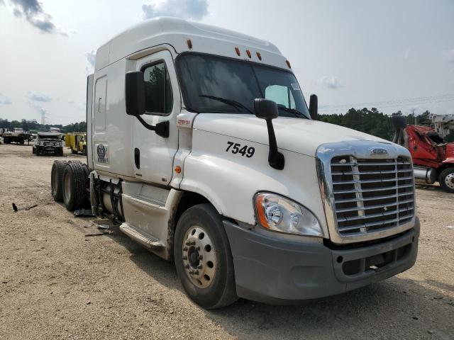 2014 FREIGHTLINER CASCADIA 1, null
