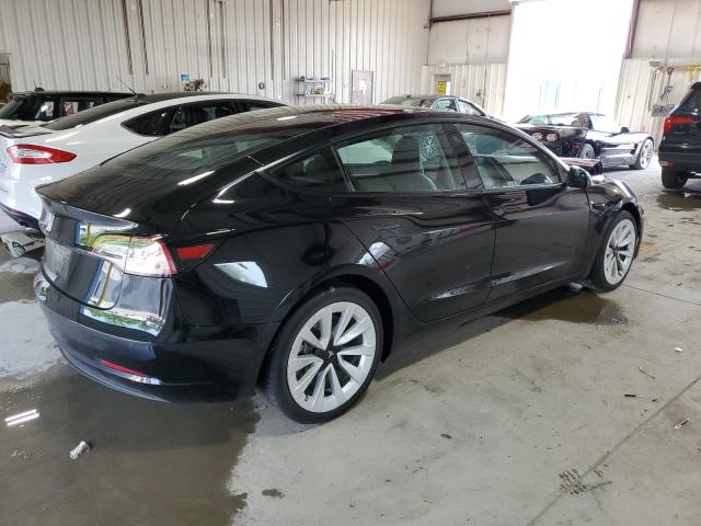 5YJ3E1EA2NF190737 - 2022 TESLA MODEL 3 BLACK photo 3