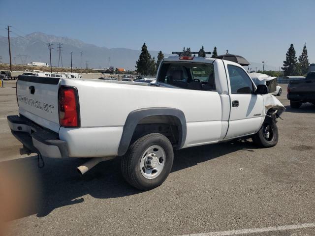 1GCHC24U47E179112 - 2007 CHEVROLET SILVERADO C2500 HEAVY DUTY WHITE photo 3