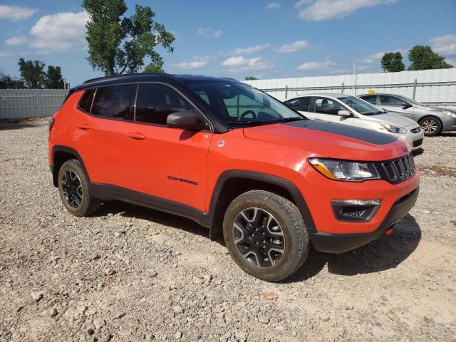 3C4NJDDB0KT629348 - 2019 JEEP COMPASS TRAILHAWK ORANGE photo 4