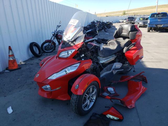 2BXJBHC10CV000065 - 2012 CAN-AM SPYDER ROA RTS RED photo 2