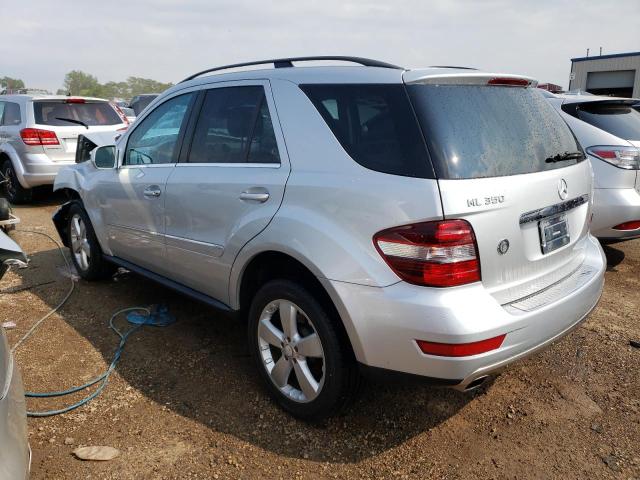 4JGBB8GBXAA569261 - 2010 MERCEDES-BENZ ML 350 4MATIC SILVER photo 2