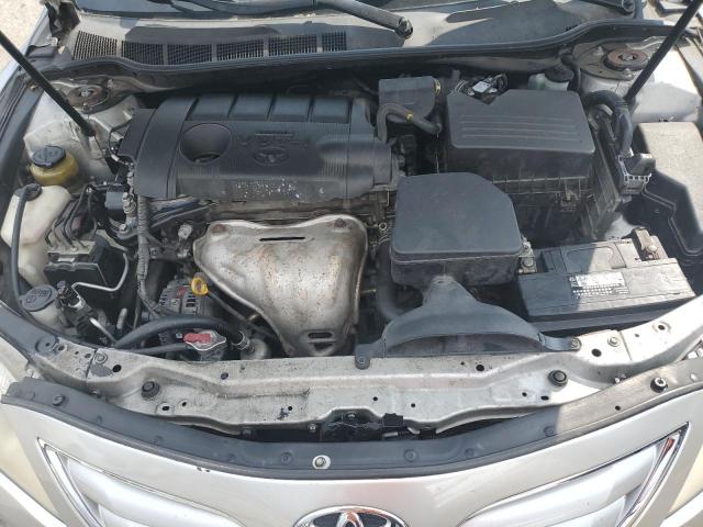 4T1BF3EK8BU705526 - 2011 TOYOTA CAMRY BASE SILVER photo 11