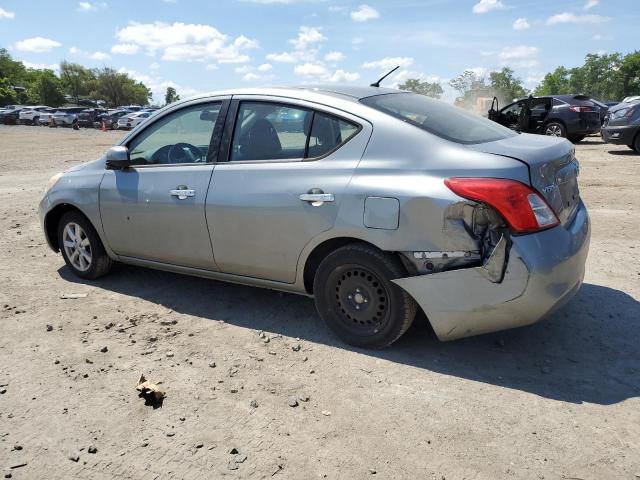 3N1CN7AP2CL813059 - 2012 NISSAN VERSA S GRAY photo 2