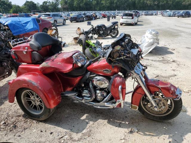 2013 HARLEY-DAVIDSON FLHTCUTG TRI GLIDE ULTRA CLASSIC, null