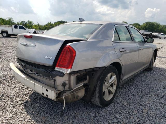 2C3CCAAG0FH930981 - 2015 CHRYSLER 300 LIMITED SILVER photo 3