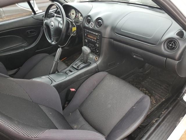 JM1NB353X10204794 - 2001 MAZDA MX-5 MIATA BASE WHITE photo 8