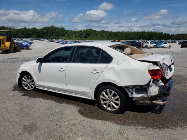 3VWDX7AJ4DM372857 - 2013 VOLKSWAGEN JETTA SE თეთრი ფოტო 2