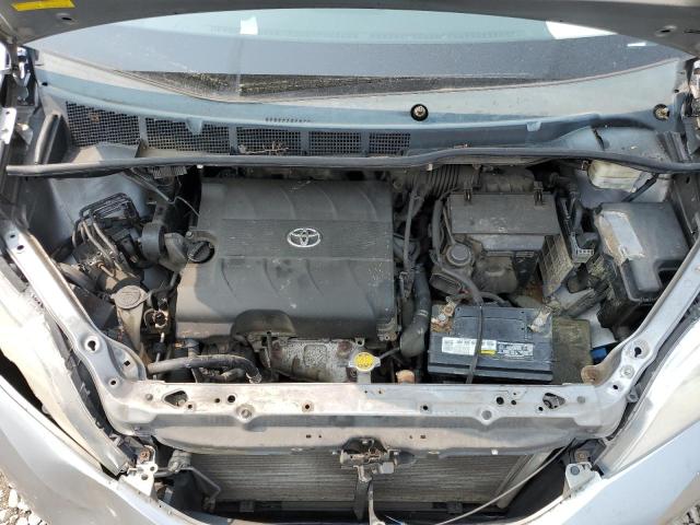 5TDKK3DC5BS123589 - 2011 TOYOTA SIENNA LE SILVER photo 12