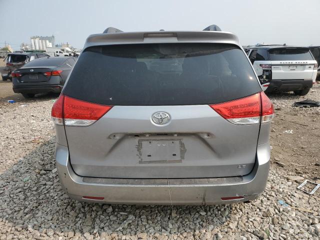 5TDKK3DC5BS123589 - 2011 TOYOTA SIENNA LE SILVER photo 6