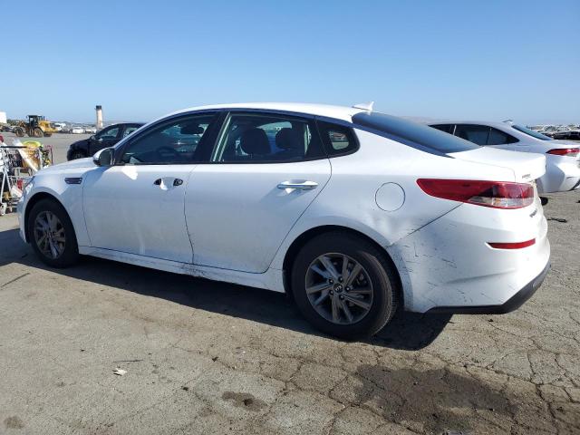 5XXGT4L38KG298592 - 2019 KIA OPTIMA LX WHITE photo 2