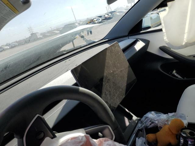 5YJ3E1EA6SF876792 - 2025 TESLA MODEL 3 WHITE photo 9