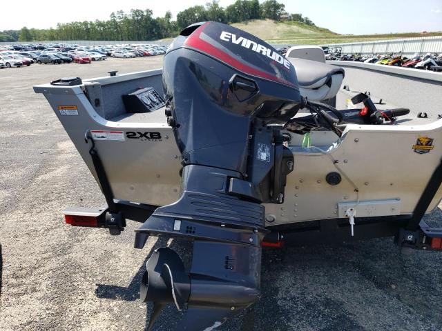 ACBV0918E515 - 2015 ALUM COMP 165 BLACK photo 7