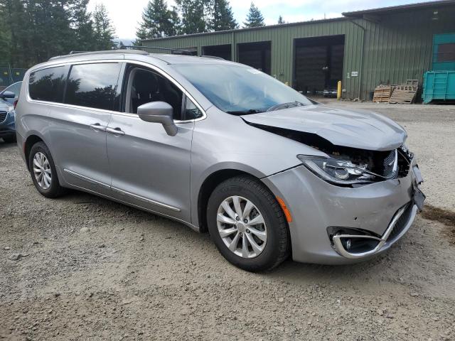 2C4RC1BG9HR642331 - 2017 CHRYSLER PACIFICA TOURING L SILVER photo 4