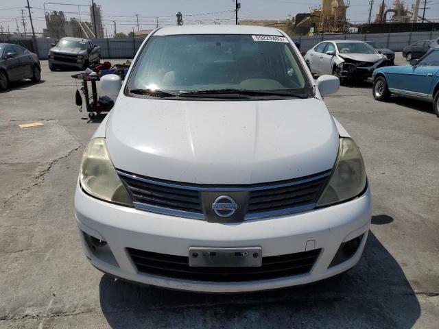 3N1BC13E18L452540 - 2008 NISSAN VERSA S WHITE photo 5