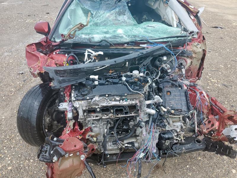 4T1B11HK3JU528591 - 2018 TOYOTA CAMRY L MAROON photo 11