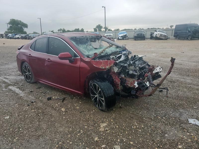 4T1B11HK3JU528591 - 2018 TOYOTA CAMRY L MAROON photo 4