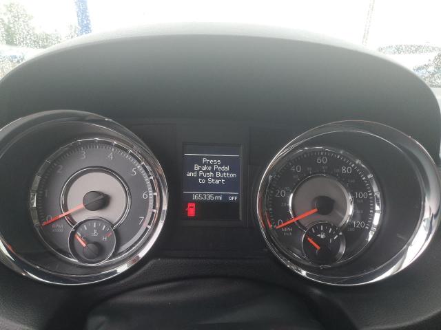 2A4RR8DG2BR677086 - 2011 CHRYSLER TOWN & COU TOURING L BURGUNDY photo 9