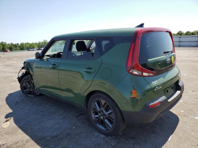 KNDJ33AU2M7128798 - 2021 KIA SOUL EX GREEN photo 2