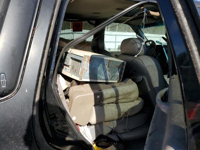 5LMEU27R62LJ02245 - 2002 LINCOLN NAVIGATOR შავი ფოტო 11