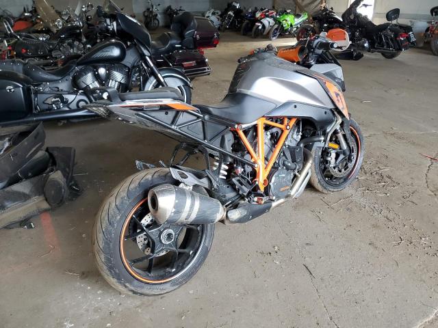 VBKV69404HM958502 - 2017 KTM 1290 SUPER DUKE GT GRAY photo 4