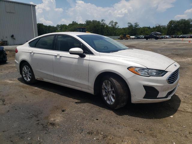 3FA6P0HD8KR232528 - 2019 FORD FUSION SE WHITE photo 4