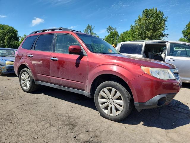 JF2SHADCXDH433667 - 2013 SUBARU FORESTER 2.5X PREMIUM BURGUNDY photo 4
