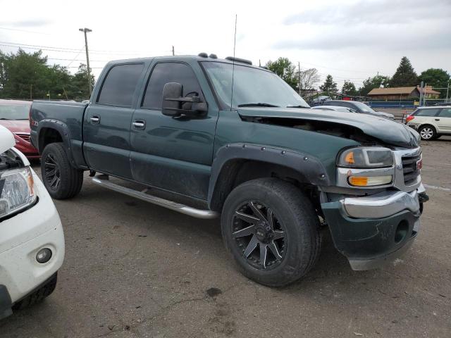 2GTEK13T051137785 - 2005 GMC NEW SIERRA K1500 GREEN photo 4