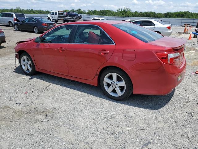 4T1BF1FK6DU689588 - 2013 TOYOTA CAMRY L RED photo 2