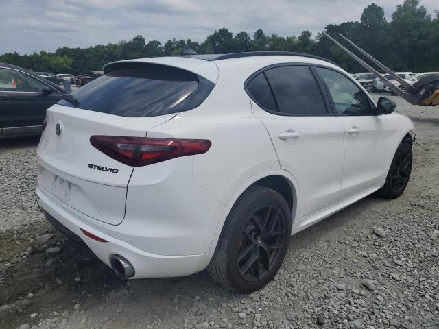 ZASPAKBN7M7D18489 - 2021 ALFA ROMEO STELVIO TI WHITE photo 3