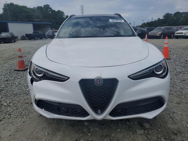 ZASPAKBN7M7D18489 - 2021 ALFA ROMEO STELVIO TI WHITE photo 5