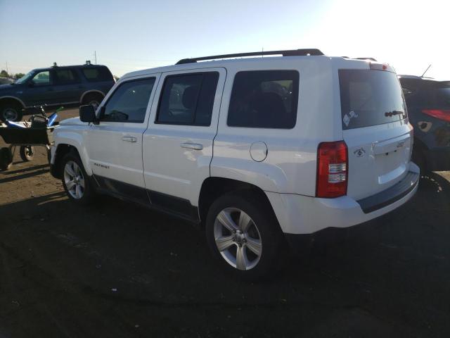 1C4NJPFB6DD213067 - 2013 JEEP PATRIOT LATITUDE WHITE photo 2