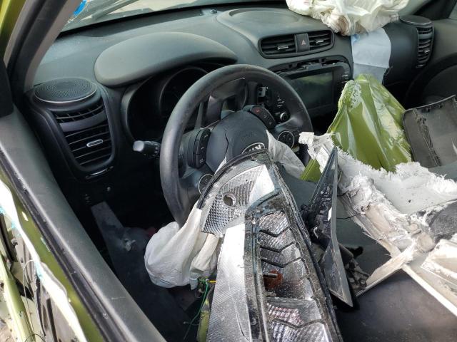 KNDJP3A56J7895403 - 2018 KIA SOUL + 绿色 照片 8