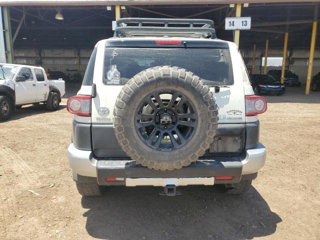 JTEBU4BFXCK137764 - 2012 TOYOTA FJ CRUISER WHITE photo 6