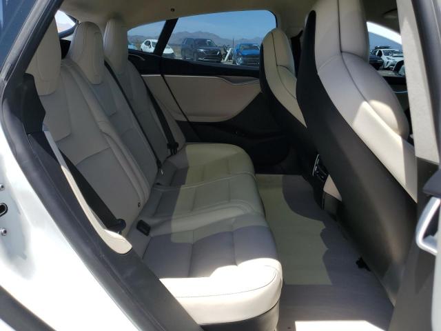 5YJSA1E22HF229752 - 2017 TESLA MODEL S WHITE photo 10