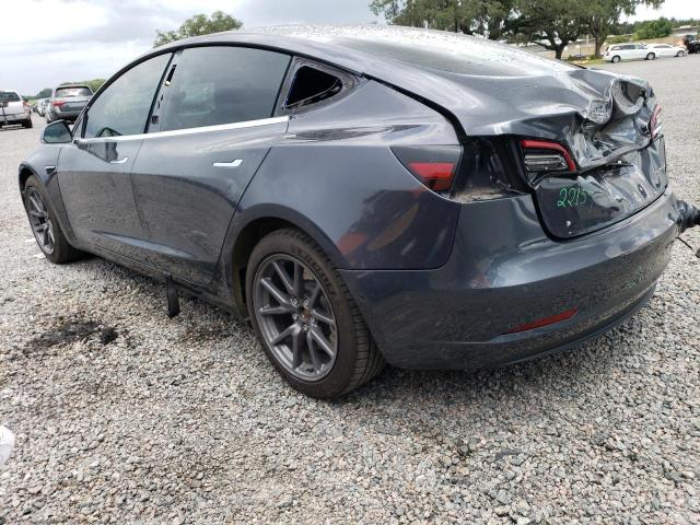 5YJ3E1EBXJF086984 - 2018 TESLA MODEL 3 GRAY photo 2