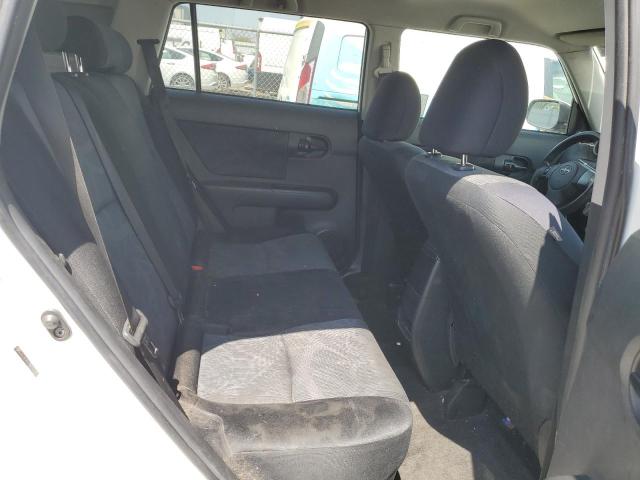 JTLZE4FE5B1137455 - 2011 TOYOTA SCION XB WHITE photo 10