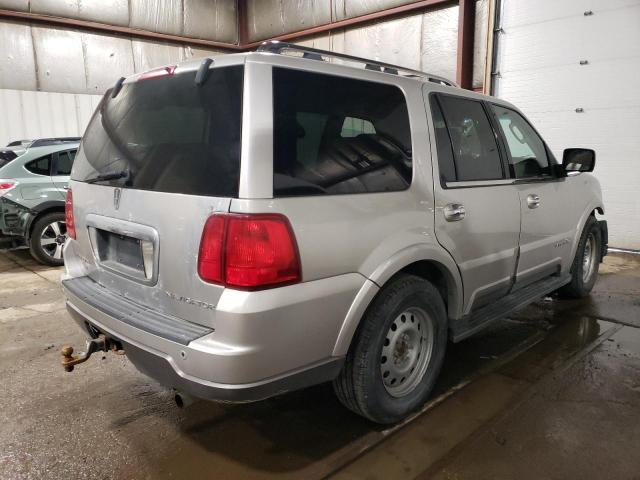 5LMFU28RX3LJ29386 - 2003 LINCOLN NAVIGATOR 银色 照片 3