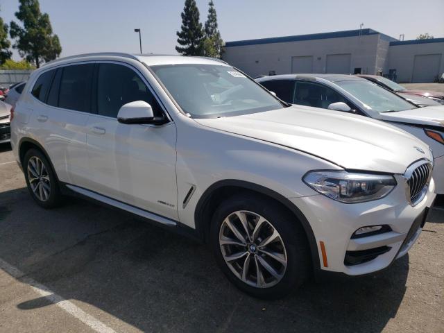 5UXTR9C55JLD63779 - 2018 BMW X3 XDRIVE30I WHITE photo 4