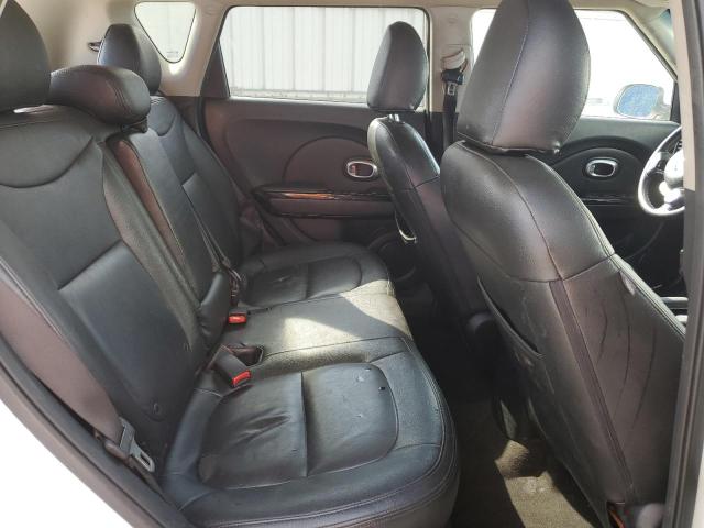 KNDJX3A53F7114814 - 2015 KIA SOUL ! WHITE photo 10