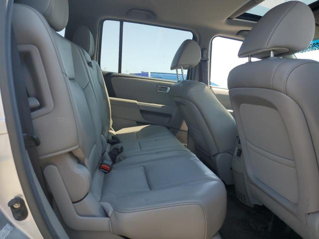 5FNYF4H56CB069239 - 2012 HONDA PILOT EXL SILVER photo 11