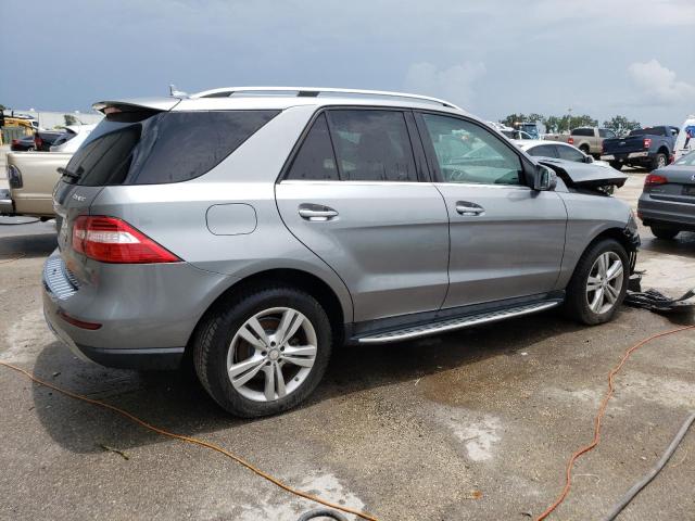 4JGDA5HB8DA174959 - 2013 MERCEDES-BENZ ML 350 4MATIC SILVER photo 3