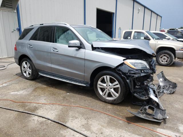 4JGDA5HB8DA174959 - 2013 MERCEDES-BENZ ML 350 4MATIC SILVER photo 4