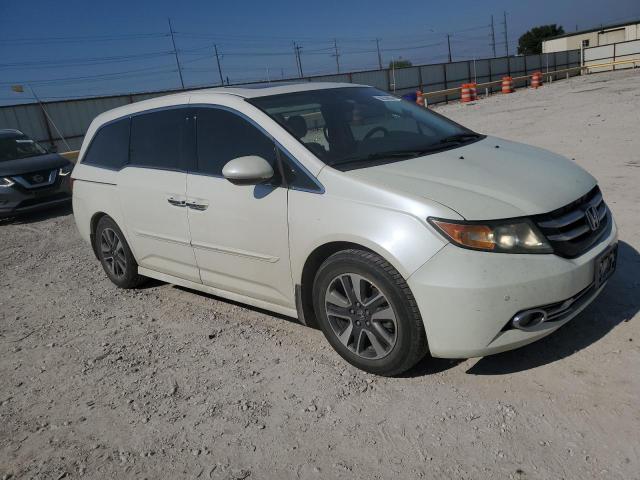 5FNRL5H93FB003824 - 2015 HONDA ODYSSEY TOURING WHITE photo 4