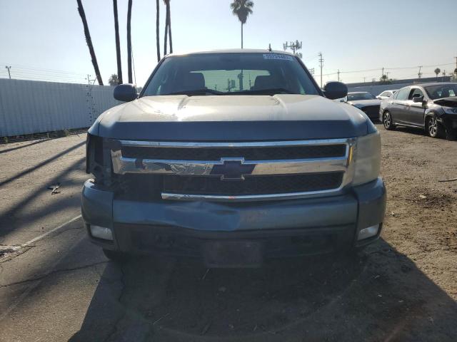 2GCEK13M971567956 - 2007 CHEVROLET SILVERADO K1500 CREW CAB BLUE photo 5